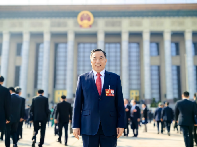 全國政協(xié)委員、中國能源建設(shè)集團(tuán)黨委書記、董事長宋海良  圖片來源：中國能建